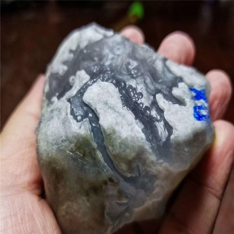 什么是明料翡翠原石江苏翡翠原石明料批发-第2张图片-翡翠网 什么是明料翡翠原石江苏翡翠原石明料批发-第2张图片-翡翠网