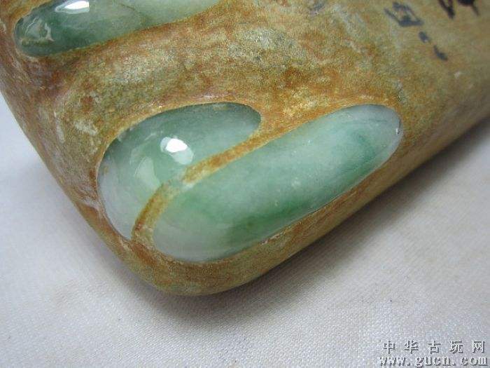 翡翠原石黄盐沙,翡翠原石脱沙说明什么-第2张图片-翡翠网 翡翠原石黄盐沙,翡翠原石脱沙说明什么-第2张图片-翡翠网