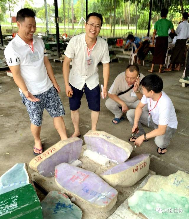 翡翠行情的最新消息2022缅甸翡翠价格走势-第1张图片-翡翠网 翡翠行情的最新消息2022缅甸翡翠价格走势-第1张图片-翡翠网