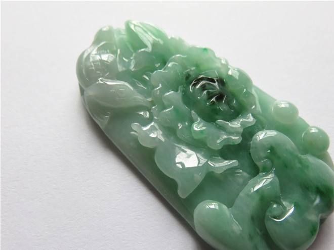 关于翡翠初级雕刻知识的信息-第2张图片-翡翠网 关于翡翠初级雕刻知识的信息-第2张图片-翡翠网