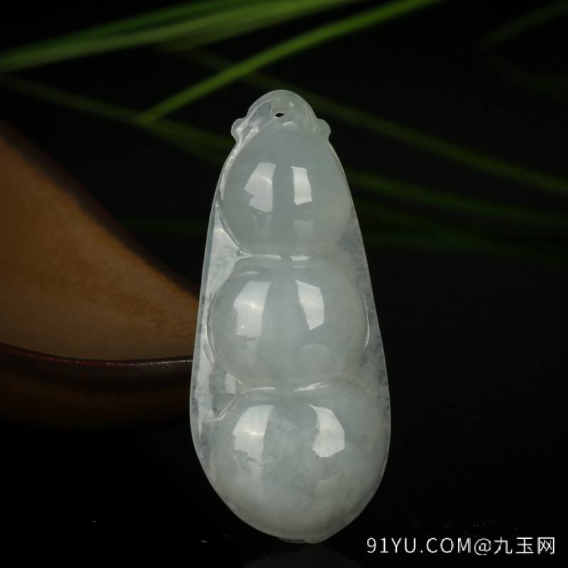 翡翠豆种知识,豆糯种翡翠好不好-第2张图片-翡翠网 翡翠豆种知识,豆糯种翡翠好不好-第2张图片-翡翠网