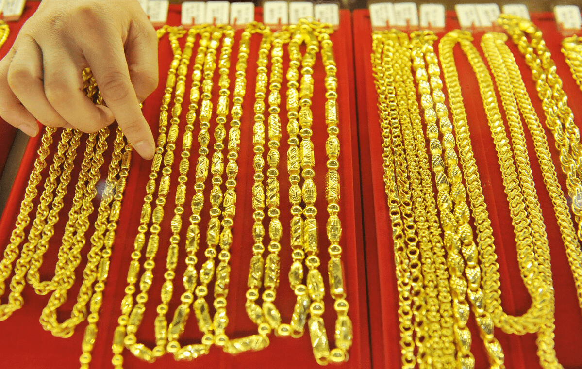 9999足金今日价格表足金999多少钱一克回收-第1张图片-翡翠网 9999足金今日价格表足金999多少钱一克回收-第1张图片-翡翠网