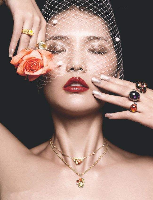 关于珠宝设计师的限制电影,珠宝大片-第1张图片-翡翠网 关于珠宝设计师的限制电影,珠宝大片-第1张图片-翡翠网