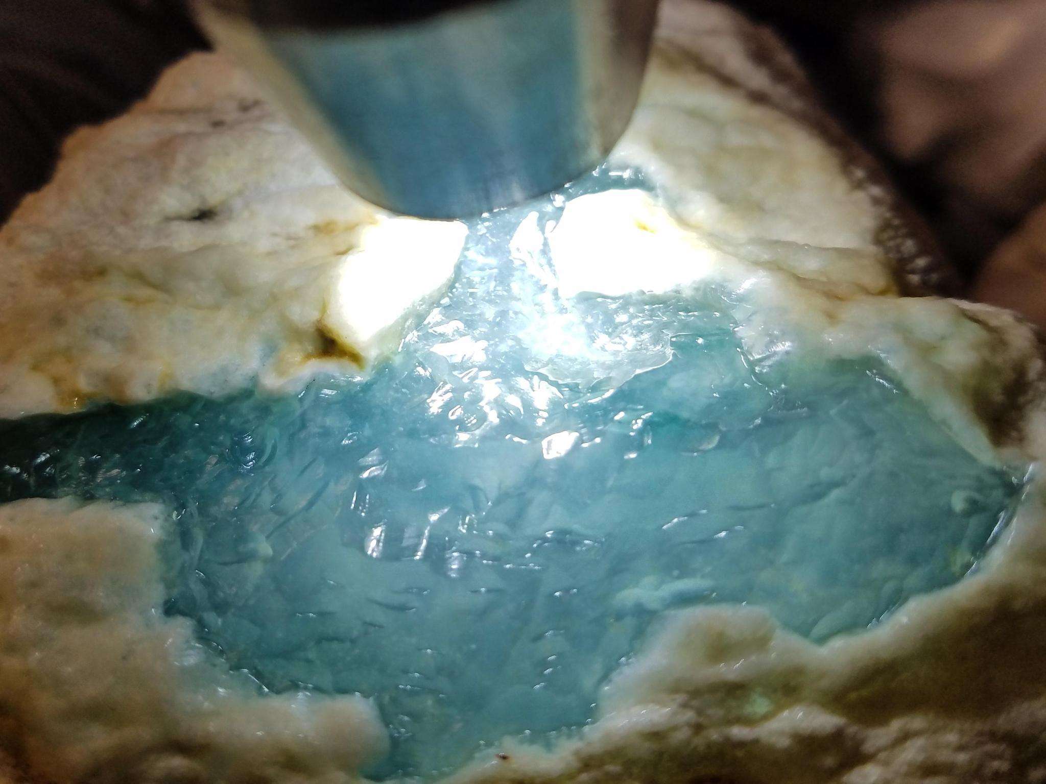 包含烟台玻璃种翡翠原石鉴别方法的词条-第2张图片-翡翠网 包含烟台玻璃种翡翠原石鉴别方法的词条-第2张图片-翡翠网