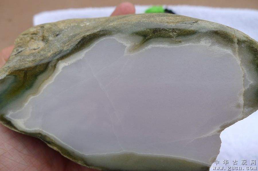 细糯种翡翠牌子价格细糯种翡翠原石-第2张图片-翡翠网 细糯种翡翠牌子价格细糯种翡翠原石-第2张图片-翡翠网