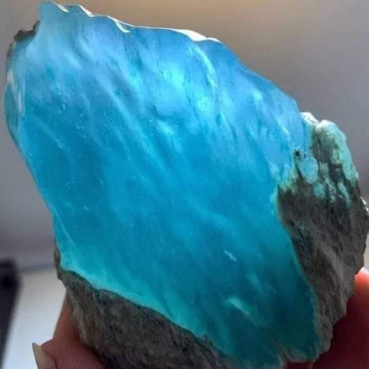 帕敢翡翠原石赌石要诀帕敢翡翠鉴别知识-第2张图片-翡翠网 帕敢翡翠原石赌石要诀帕敢翡翠鉴别知识-第2张图片-翡翠网