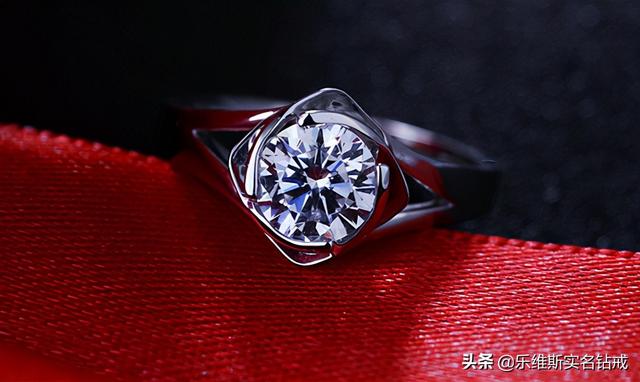 经典钻石戒指钻戒戒臂种类-第3张图片-翡翠网