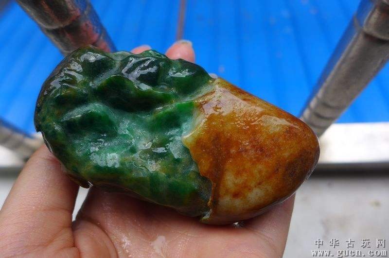 最贵的翡翠原石500亿质量好的翡翠原石网店-第1张图片-翡翠网 最贵的翡翠原石500亿质量好的翡翠原石网店-第1张图片-翡翠网