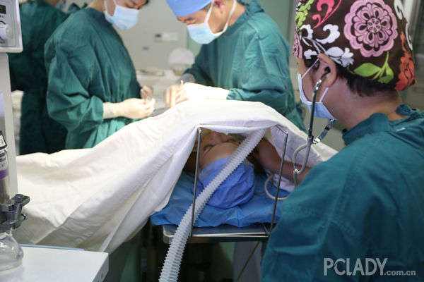 直播隆胸广东1月13日广东隆胸直播