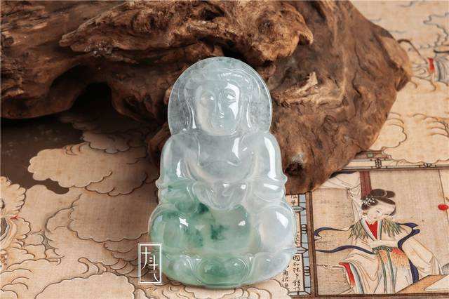 翡翠专业知识及保养翡翠最忌讳的三种保养-第1张图片-翡翠网 翡翠专业知识及保养翡翠最忌讳的三种保养-第1张图片-翡翠网