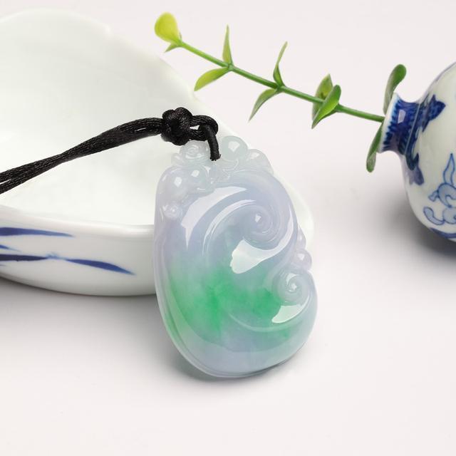 冰糯翡翠价格及图片糯冰种翡翠值钱吗-第3张图片-翡翠网 冰糯翡翠价格及图片糯冰种翡翠值钱吗-第3张图片-翡翠网