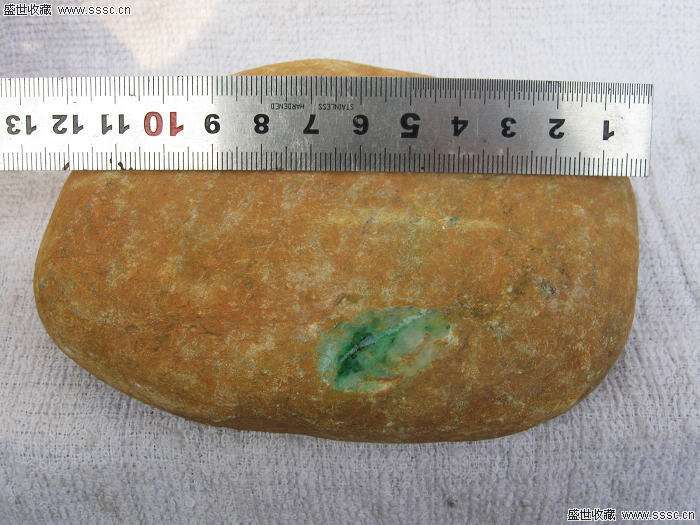 关于西宁玉器翡翠原石如何鉴别的信息-第1张图片-翡翠网 关于西宁玉器翡翠原石如何鉴别的信息-第1张图片-翡翠网