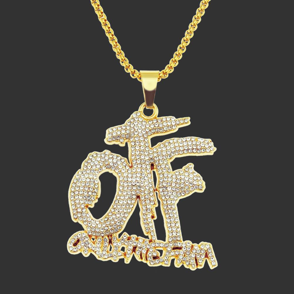 drake和蕾哈娜什么关系嘻哈钻石项链-第1张图片-翡翠网 drake和蕾哈娜什么关系嘻哈钻石项链-第1张图片-翡翠网