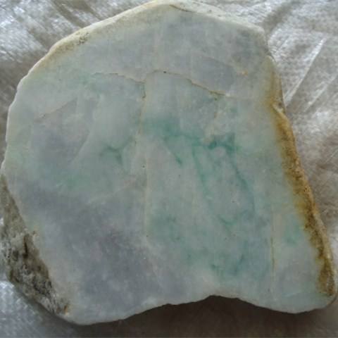 木纳糯化种翡翠原石木那翡翠原石皮壳的特点-第2张图片-翡翠网