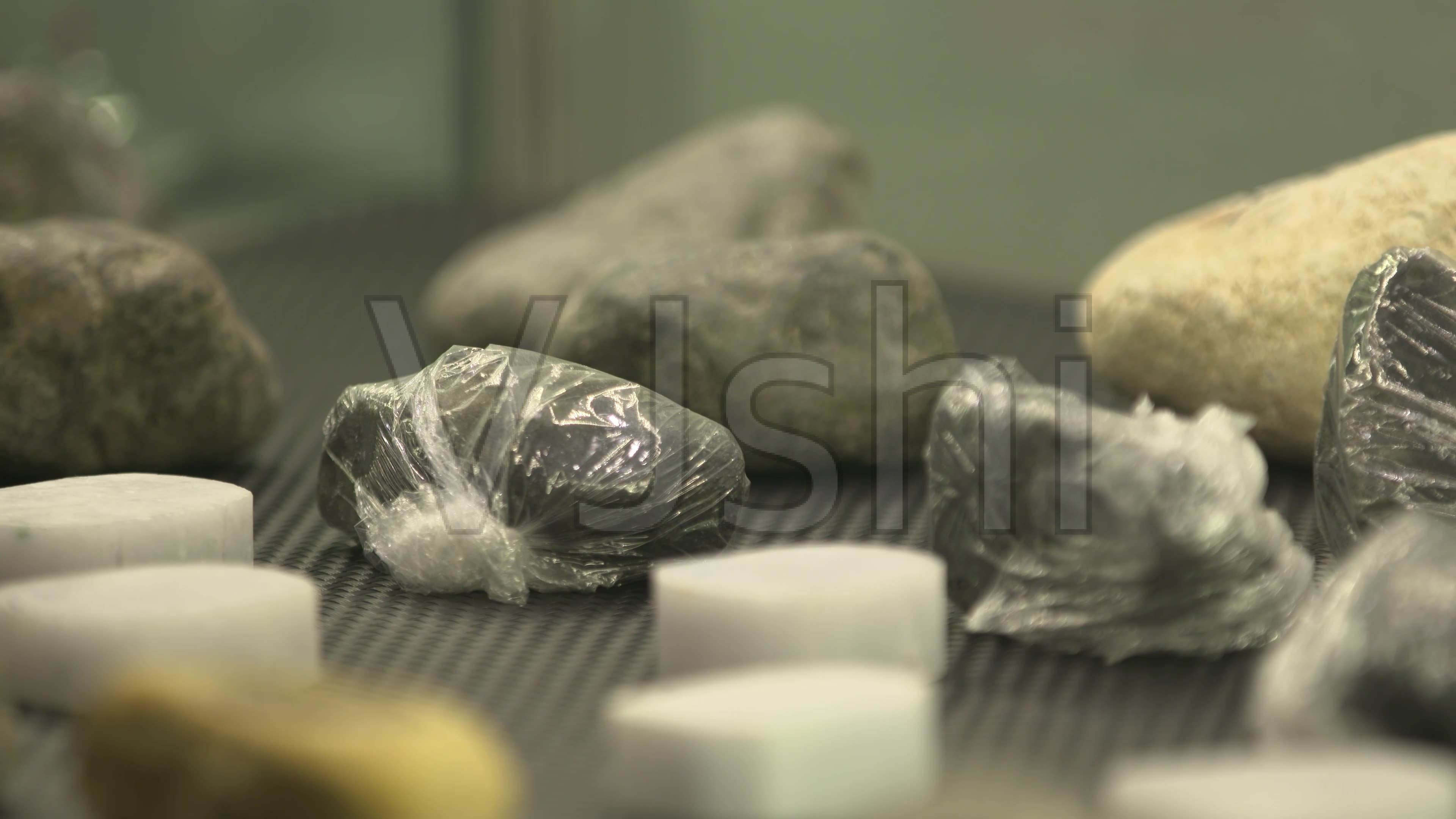 快手翡翠原石视频翡翠原石直播可靠吗-第1张图片-翡翠网 快手翡翠原石视频翡翠原石直播可靠吗-第1张图片-翡翠网