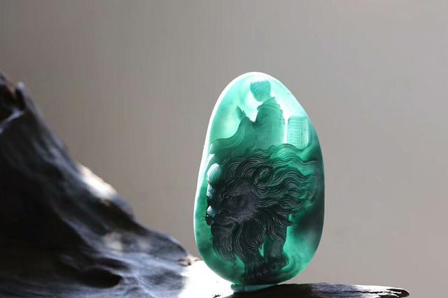 和田玉跟翡翠有何不同,翡翠和田玉的知识-第2张图片-翡翠网