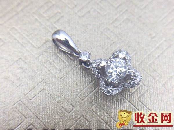 周大福钻戒回收价格查询周六福钻石回收价格表-第1张图片-翡翠网
