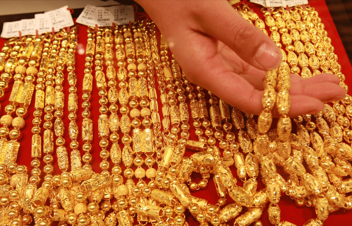 黄金价格最新,黄金走势图价格走势-第1张图片-翡翠网 黄金价格最新,黄金走势图价格走势-第1张图片-翡翠网