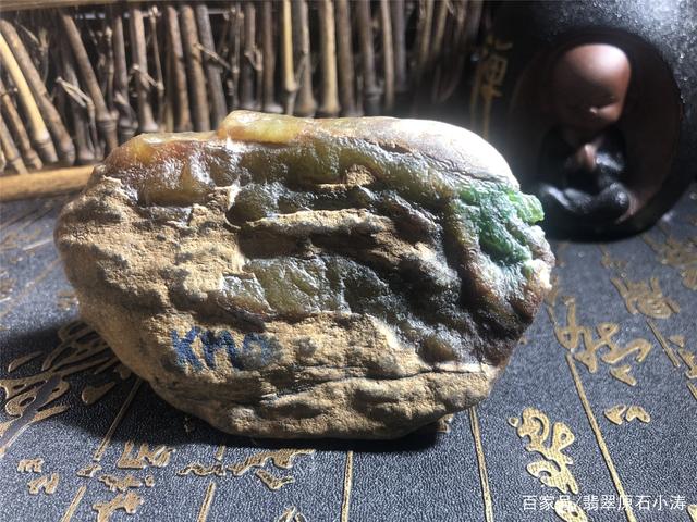 翡翠原石入门小知识翡翠原石图片欣赏图片-第1张图片-翡翠网 翡翠原石入门小知识翡翠原石图片欣赏图片-第1张图片-翡翠网