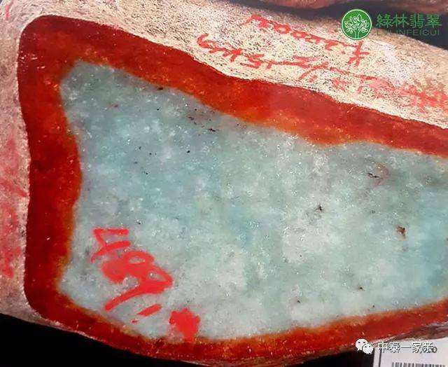 红腊皮壳翡翠原石切开评估视频的简单介绍-第1张图片-翡翠网 红腊皮壳翡翠原石切开评估视频的简单介绍-第1张图片-翡翠网