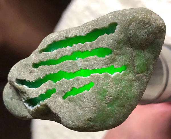 去缅甸在哪里买翡翠原石三明翡翠原石哪里买-第2张图片-翡翠网 去缅甸在哪里买翡翠原石三明翡翠原石哪里买-第2张图片-翡翠网