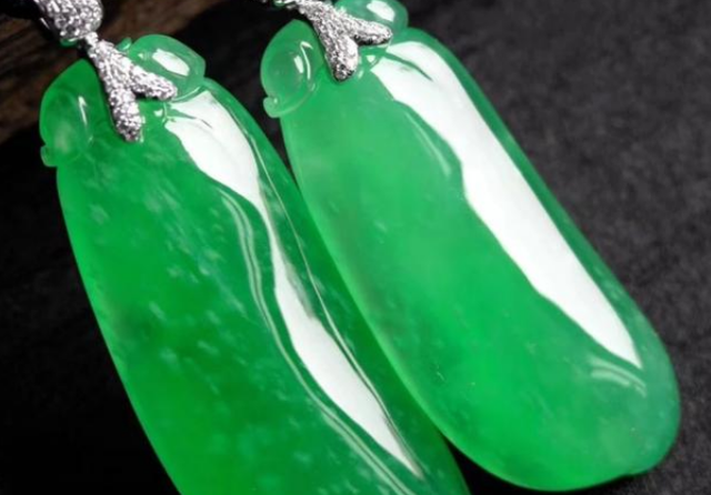 关于专业翡翠知识讲解的信息-第1张图片-翡翠网