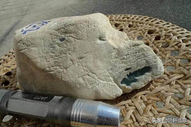 翡翠原石解说大全玉石翡翠原石-第2张图片-翡翠网 翡翠原石解说大全玉石翡翠原石-第2张图片-翡翠网