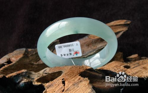 选购翡翠小知识关于翡翠和玉的知识大全-第2张图片-翡翠网 选购翡翠小知识关于翡翠和玉的知识大全-第2张图片-翡翠网