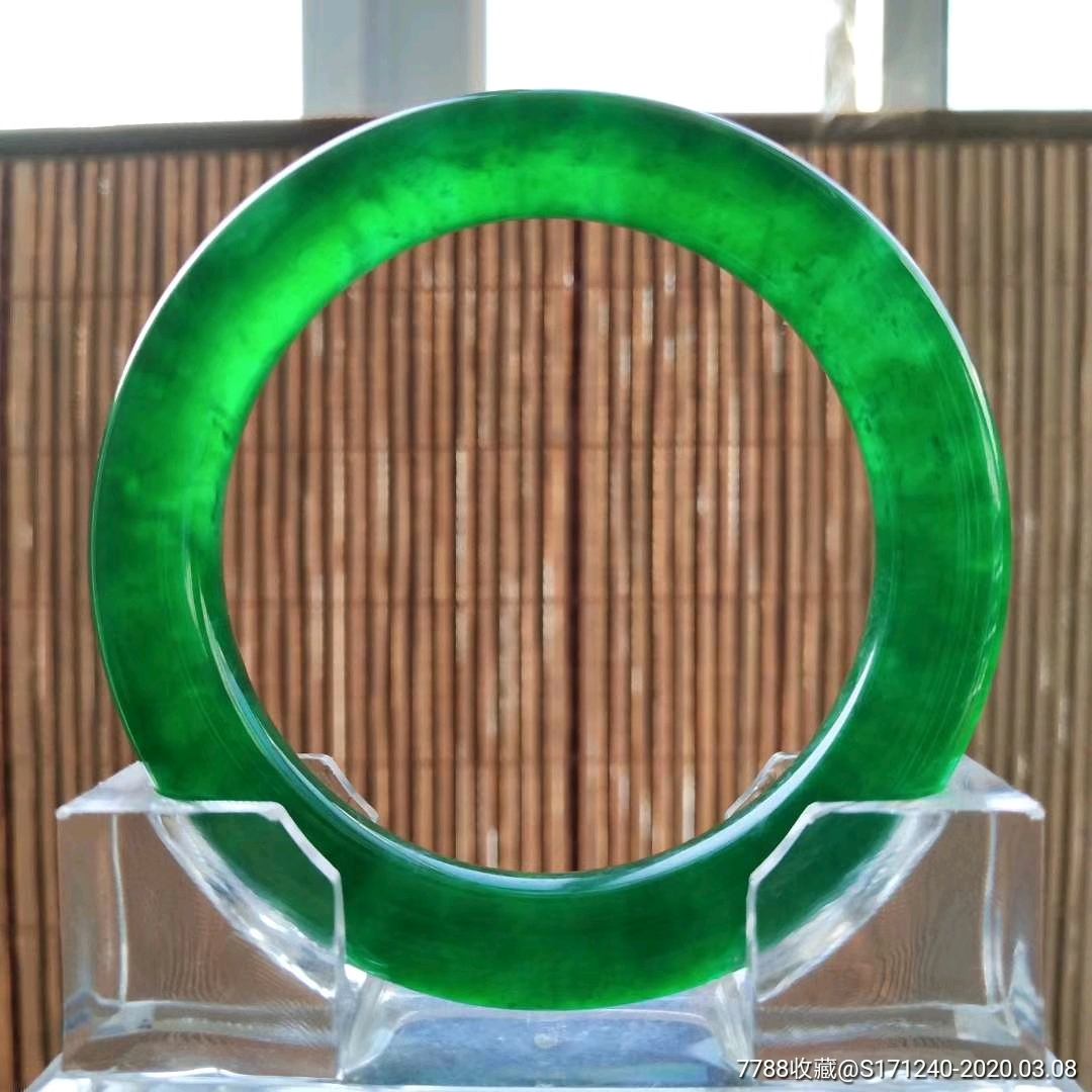 南通翡翠手镯多少钱一只的简单介绍-第2张图片-翡翠网