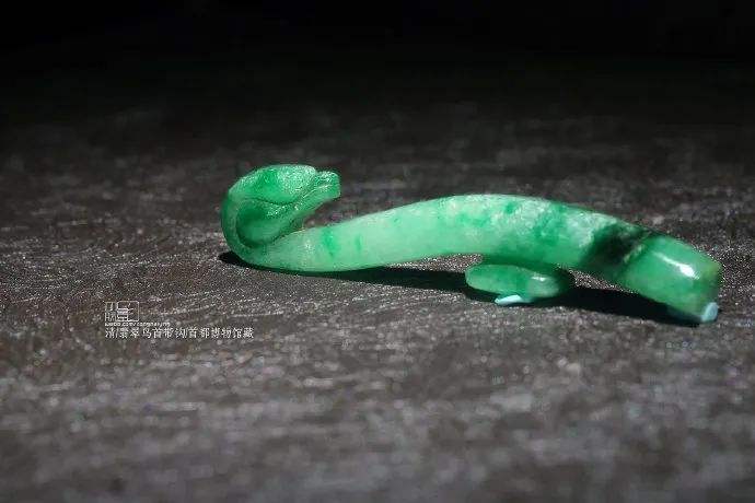 翡翠鸭价格及图片的简单介绍-第1张图片-翡翠网 翡翠鸭价格及图片的简单介绍-第1张图片-翡翠网