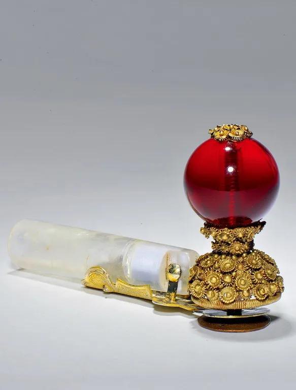 翎管翡翠价格清代翡翠翎管2016价格-第2张图片-翡翠网 翎管翡翠价格清代翡翠翎管2016价格-第2张图片-翡翠网