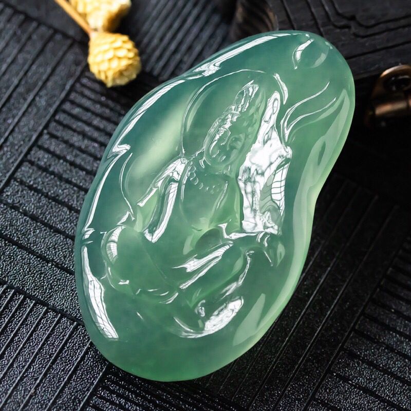 翡翠色种知识,翡翠的色包括几种-第2张图片-翡翠网 翡翠色种知识,翡翠的色包括几种-第2张图片-翡翠网