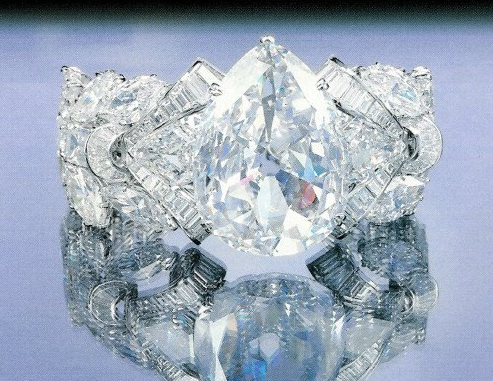 南非钻石是真钻吗,南非钻石与钻石的区别-第1张图片-翡翠网 南非钻石是真钻吗,南非钻石与钻石的区别-第1张图片-翡翠网