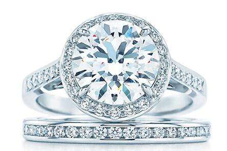 天然钻石价格多少钱一克拉的简单介绍-第1张图片-翡翠网 天然钻石价格多少钱一克拉的简单介绍-第1张图片-翡翠网