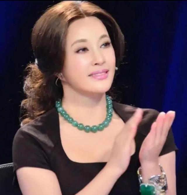 好翡翠项链价格翡翠佛珠项链图片及价格-第3张图片-翡翠网 好翡翠项链价格翡翠佛珠项链图片及价格-第3张图片-翡翠网