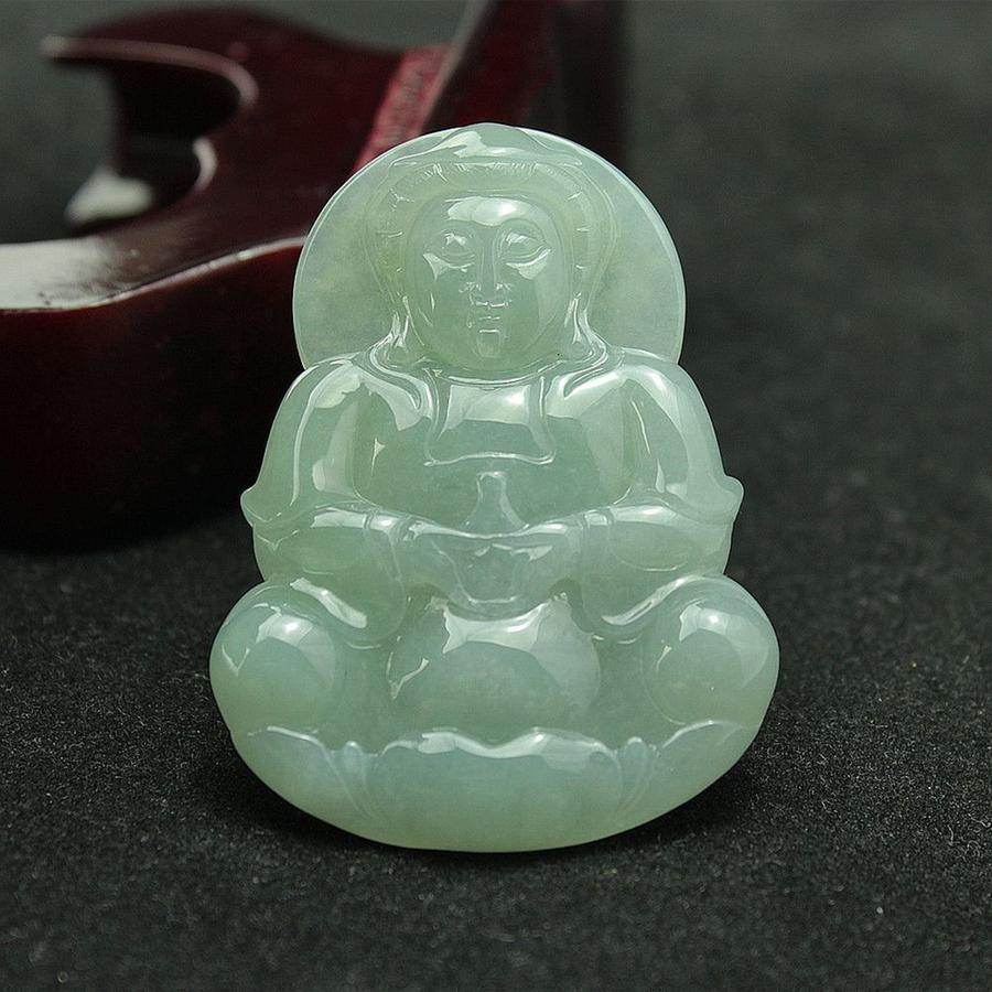 天然翡翠绿一般价格是多少,高种浅绿翡翠价格-第2张图片-翡翠网 天然翡翠绿一般价格是多少,高种浅绿翡翠价格-第2张图片-翡翠网