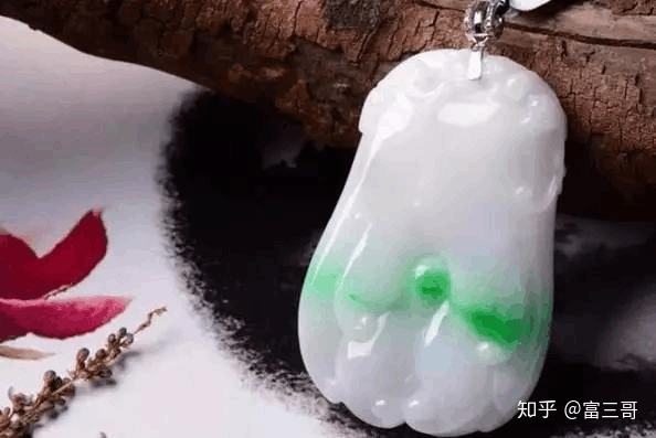 包含翡翠10大重点知识的词条-第2张图片-翡翠网 包含翡翠10大重点知识的词条-第2张图片-翡翠网