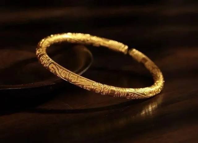 黄金今日什么价格一克,黄金今日什么价格一克2022年能降价吗-第1张图片-翡翠网 黄金今日什么价格一克,黄金今日什么价格一克2022年能降价吗-第1张图片-翡翠网