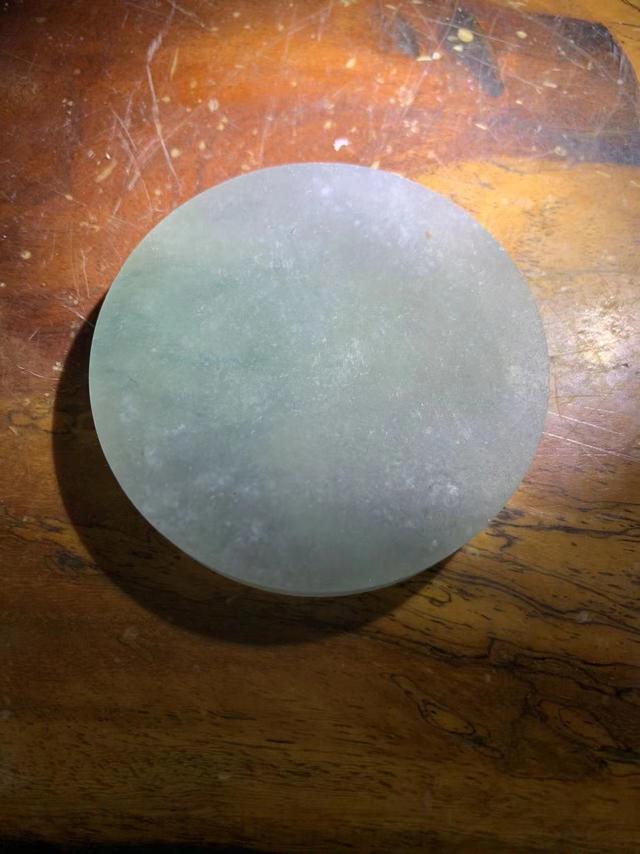 翡翠玉器的水色专业知识的简单介绍-第2张图片-翡翠网 翡翠玉器的水色专业知识的简单介绍-第2张图片-翡翠网