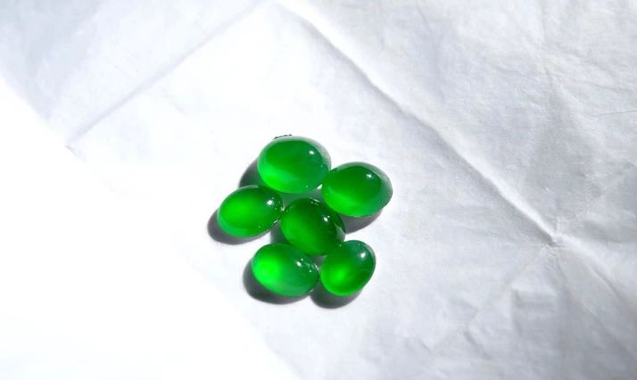 翡翠的颜色知识大全翡翠专业知识颜色-第2张图片-翡翠网