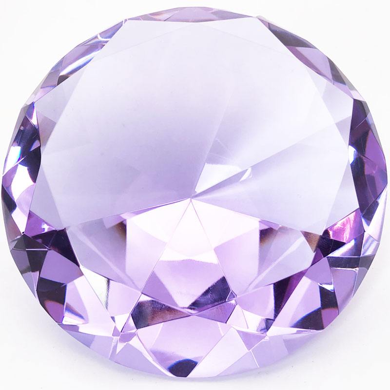 世界最大紫粉钻石1号世界最大紫粉钻石-第1张图片-翡翠网 世界最大紫粉钻石1号世界最大紫粉钻石-第1张图片-翡翠网