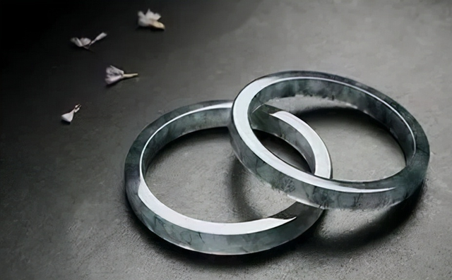 翡翠从入门到精通知识汇总,想学翡翠知识-第10张图片-翡翠网 翡翠从入门到精通知识汇总,想学翡翠知识-第10张图片-翡翠网