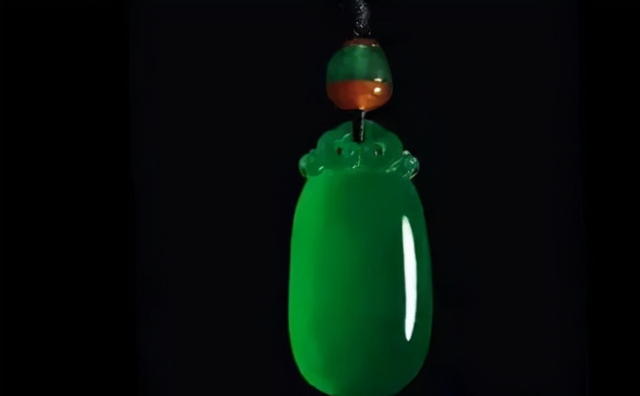 翡翠从入门到精通知识汇总,想学翡翠知识-第14张图片-翡翠网 翡翠从入门到精通知识汇总,想学翡翠知识-第14张图片-翡翠网