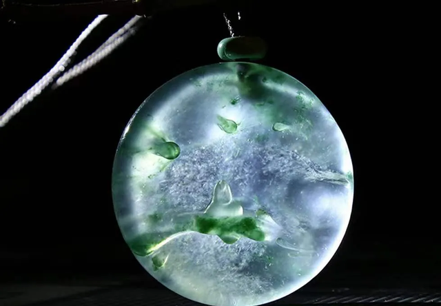 翡翠从入门到精通知识汇总,想学翡翠知识-第25张图片-翡翠网 翡翠从入门到精通知识汇总,想学翡翠知识-第25张图片-翡翠网