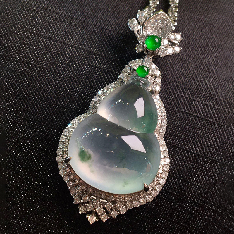 翡翠吊坠葫芦价格的简单介绍-第2张图片-翡翠网 翡翠吊坠葫芦价格的简单介绍-第2张图片-翡翠网