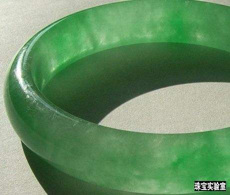 翡翠是价格翡翠价格贵吗-第1张图片-翡翠网 翡翠是价格翡翠价格贵吗-第1张图片-翡翠网