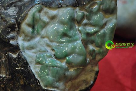 广西有翡翠原石吗河里有翡翠原石-第2张图片-翡翠网 广西有翡翠原石吗河里有翡翠原石-第2张图片-翡翠网