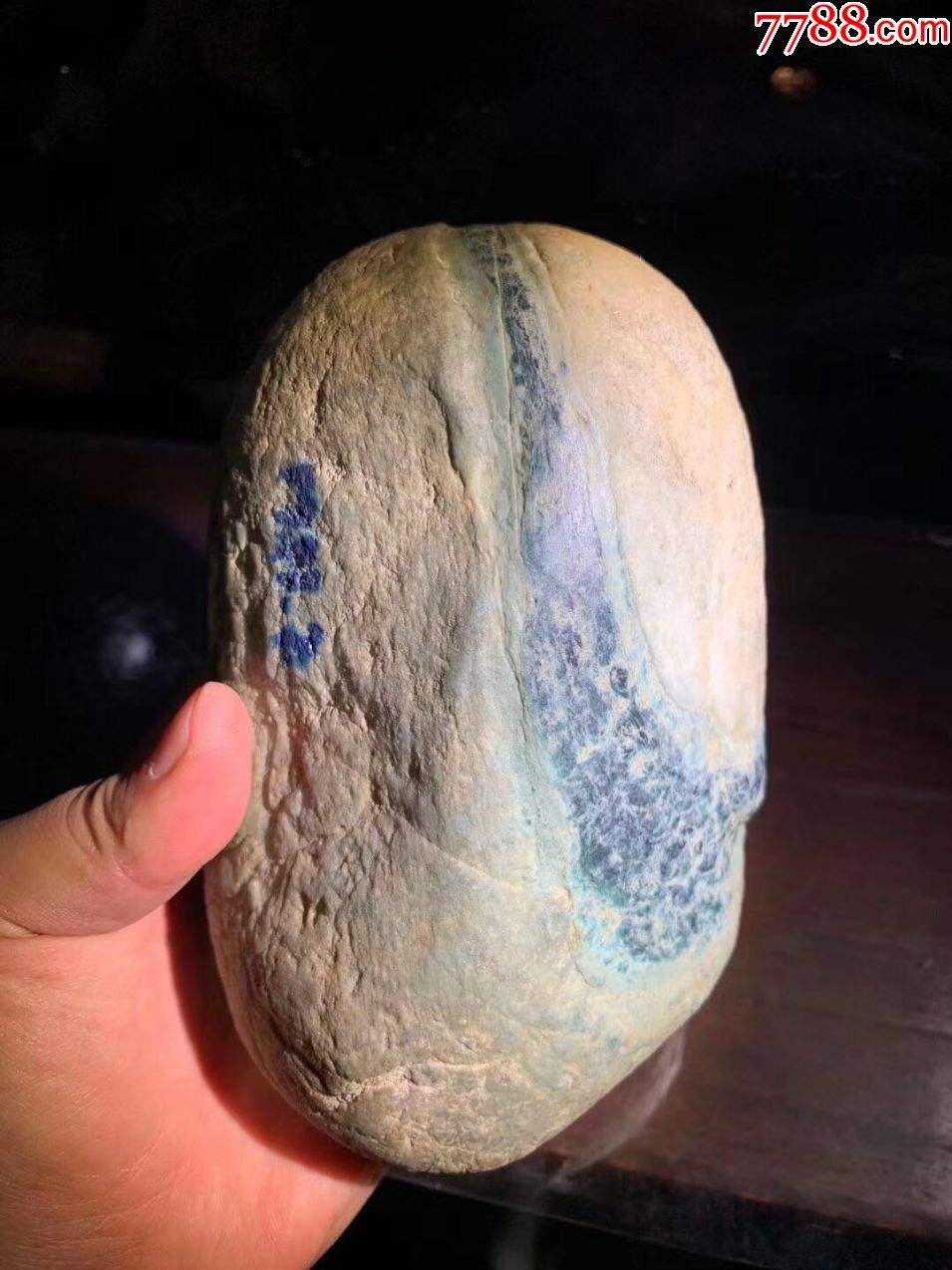 包含翡翠原石有水路能说明什么的词条-第1张图片-翡翠网 包含翡翠原石有水路能说明什么的词条-第1张图片-翡翠网