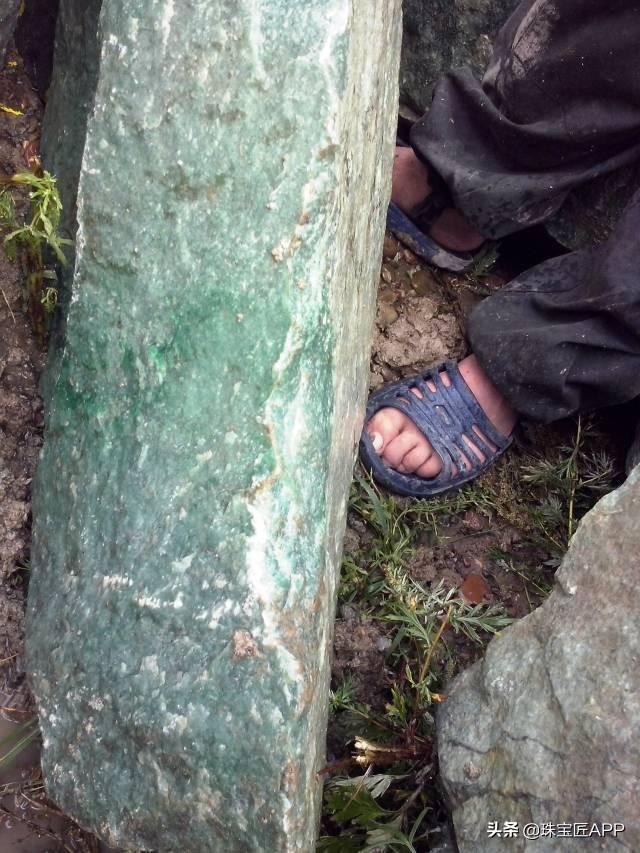 翡翠知识app翡翠知识视频-第24张图片-翡翠网 翡翠知识app翡翠知识视频-第24张图片-翡翠网