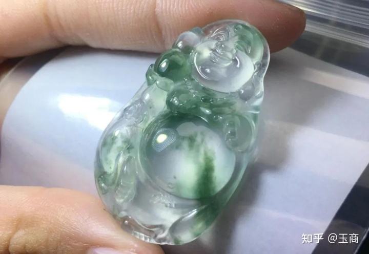 翡翠的种水色分类视频的简单介绍-第2张图片-翡翠网 翡翠的种水色分类视频的简单介绍-第2张图片-翡翠网